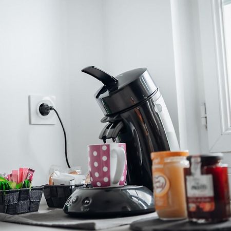 Appartement Neuf, Moderne Et Confortable! Ernée Eksteriør billede