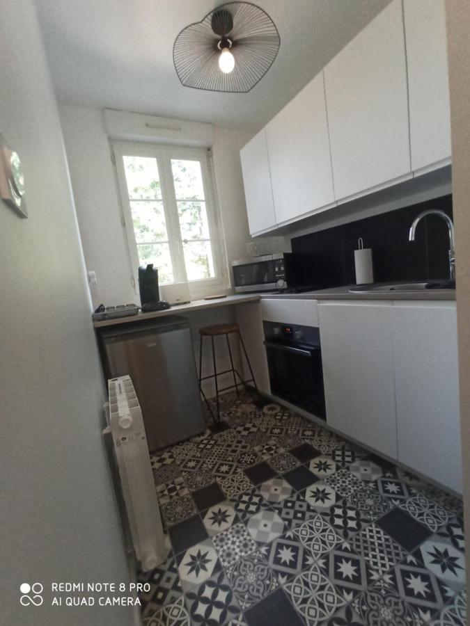 Appartement Neuf, Moderne Et Confortable! Ernée Eksteriør billede