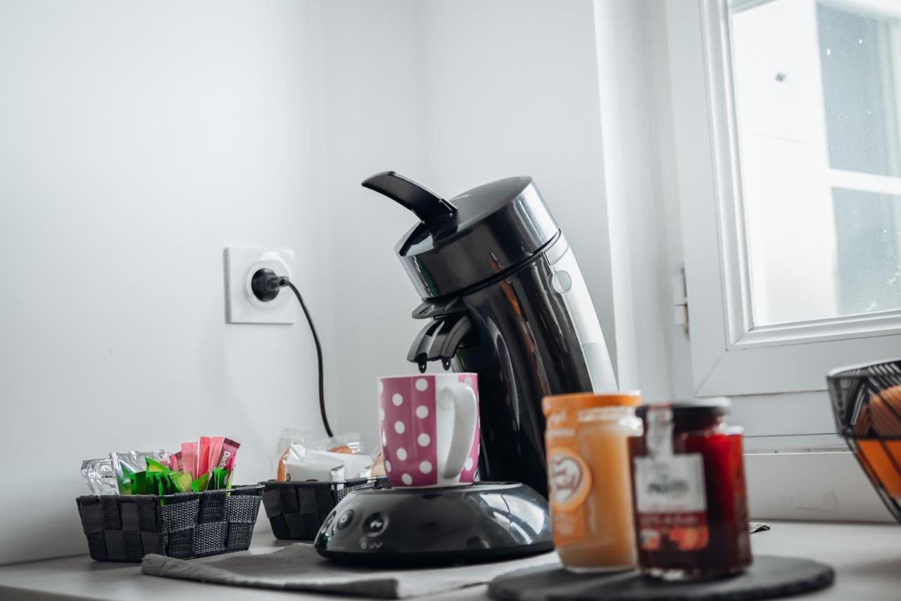 Appartement Neuf, Moderne Et Confortable! Ernée Eksteriør billede