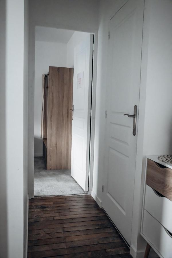 Appartement Neuf, Moderne Et Confortable! Ernée Eksteriør billede